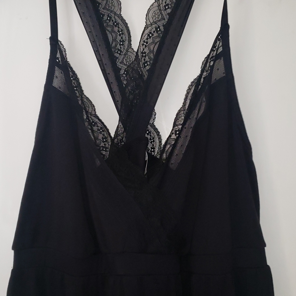 Black lace sleep dress